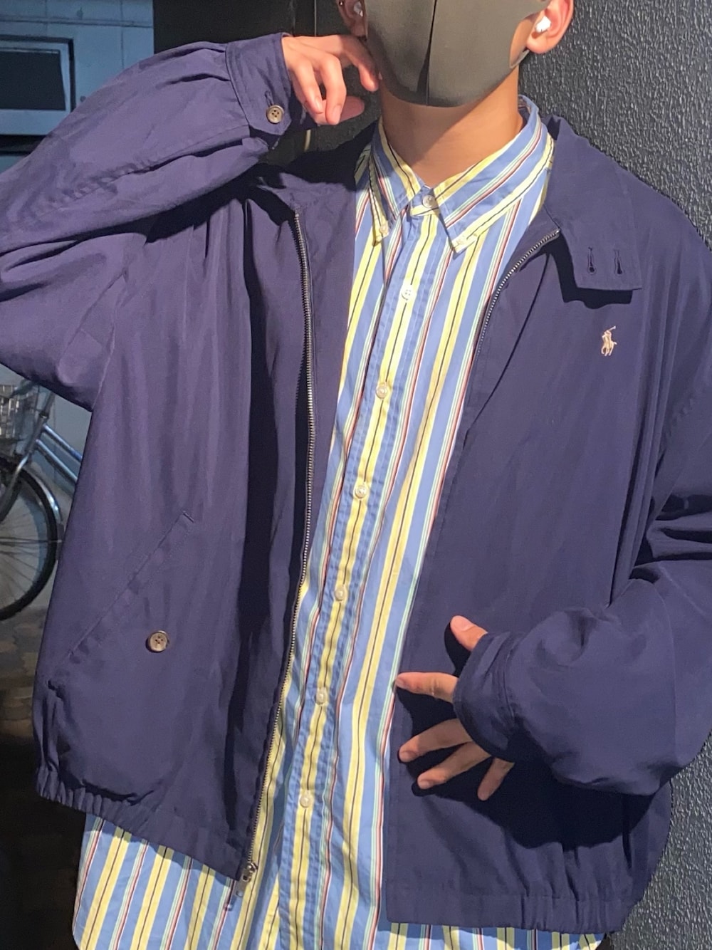 「ラルフローレン、ラルフローレンシャツ、古着、古着コーデ、秋のコーデ、シンプルコーデ、大人コーデ、オーバーサイズ」｜「POLO RALPH LAURENのアイテム（ジャケット/アウター、ブルー系）」を使った、issadayoさん（メンズ・185cm）の秋コーディネートの1枚目の写真