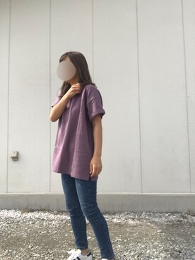 デニムパンツを使った 紫tシャツ のレディース人気ファッションコーディネート Wear