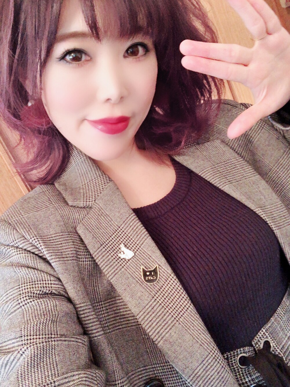 「FR2、fxxking rabbits、グレンチェック、グレンチェックジャケット、コルセット、セットアップ、セットアップスタイル、セットアップスーツ」｜「FR2のアイテム（ブローチ/コサージュ、ホワイト系）」を使った、💚M💜she/themさん（レディース・158cm）の秋コーディネートの1枚目の写真