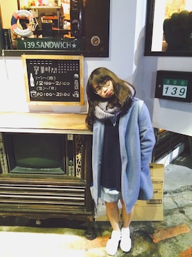 「貓咪曬月亮のアイテム（ジャケット/アウター、ブルー系）」を使った、Liou Yi Xuanさん（レディース・152cm）の冬コーディネート