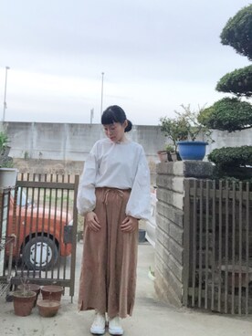 「袖ボリューム」｜「アイテム（腕時計）」を使った、NANAEさん（レディース・155cm）の春コーディネート