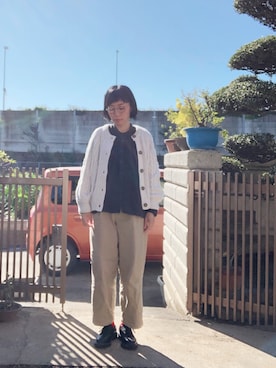 「ケーブルカーディガン」｜「アイテム（その他シューズ）」を使った、NANAEさん（レディース・155cm）の秋コーディネート