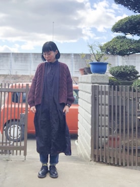 「ケーブルカーディガン」｜「アイテム（その他シューズ）」を使った、NANAEさん（レディース・155cm）の春コーディネート