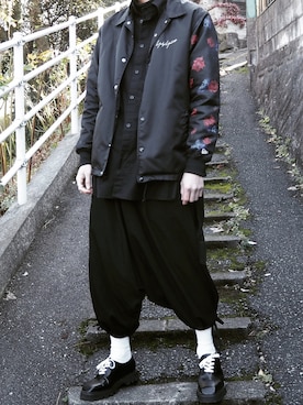 「Yohji Yamamoto（ヨウジヤマモト）のアイテム（その他アウター）」を使った、うより【相互】さん（メンズ・181cm）の冬コーディネート