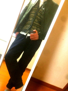 「H&M（エイチ・アンド・エム）のアイテム（その他パンツ、ブラック系）」を使った、とみさん（メンズ・176cm）の冬コーディネート