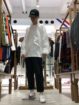 「KaneZ（ケインズ）のKaneZ×WBASE×LHP/ケインズ×ダブルベース×エルエイチピー/K-W Logo Cap（キャップ）」を使った、大輝さん（メンズ・174cm）の秋コーディネート