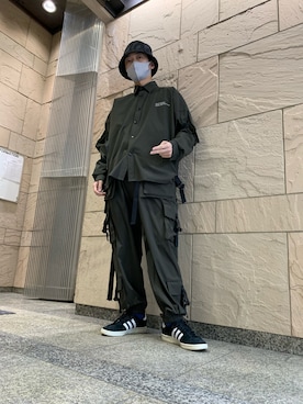 「DANKE SCHON（ダンケシェーン）のDankeSchon/ダンケシェーン/撥水ストレッチナイロンカーゴシャツ（シャツ/ブラウス）」を使った、大輝さん（メンズ・174cm）の冬コーディネート