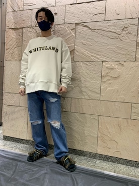 「WHITELAND（ホワイトランド）のアイテム（スウェット）」を使った、大輝さん（メンズ・174cm）の冬コーディネート