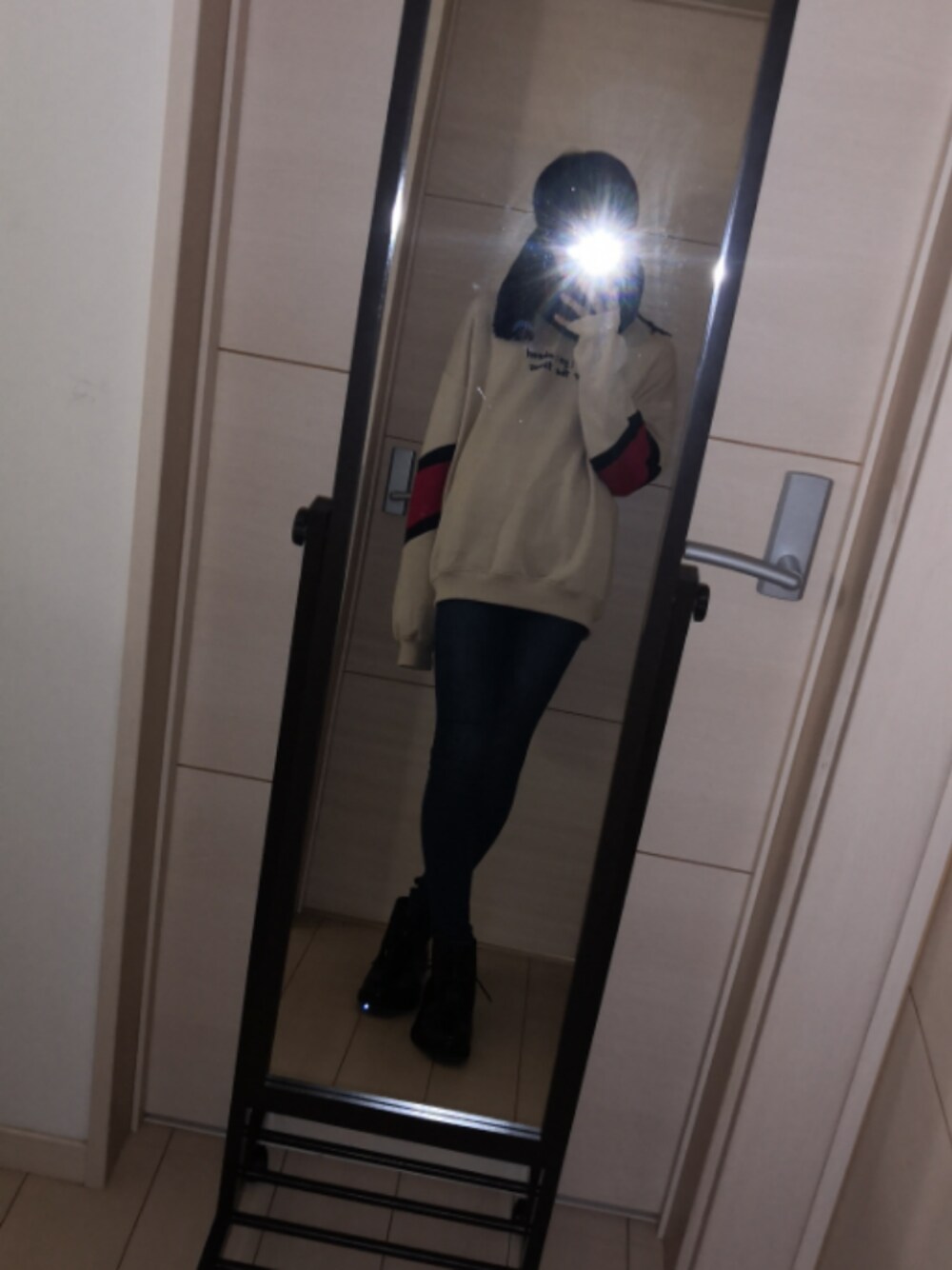 「年末WEAR感謝祭、おしゃれさんと繋がりたい、革靴、シンプルコーデ、韓国ファッション、オトナカジュアル、ビッグシルエット、冬コーデ、ユニクロ」｜「QUEENHEADのアイテム（ストール/ショール、その他）」を使った、のぞみ♻️RASIC♻️さん（メンズ・172cm）の冬コーディネートの1枚目の写真