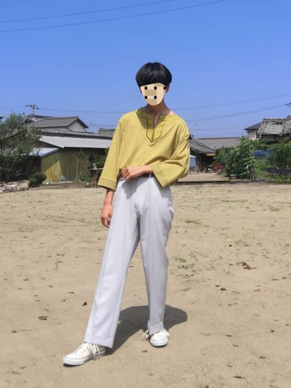 「夏、converse、キッズコーデ、ドメスティックブランド、韓国ファッション、メンズファッション、おしゃれさんと繋がりたい、夏だ！Tシャツ着よう！、RASIC、男の子」｜「PRIMALCODEの2020春夏　BOHEMIAN CLASSIC TEE（Tシャツ/カットソー、ゴールド系）」を使った、のぞみ♻️RASIC♻️さん（キッズ・172cm）の夏コーディネートの1枚目の写真