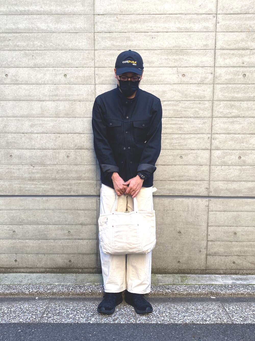 「STABILIZER GNZ、ワークパンツ、carhartt、l.l.bean、Riprap、デニムジャケット、ブラックデニム、NEW ERA、コーデュラナイロン」｜「NEW ERAのアイテム（キャップ、ブラック系）」を使った、junya_mochizukiさん（メンズ・177cm）の春コーディネートの1枚目の写真