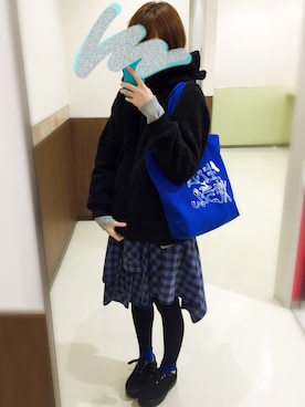 「猫」｜「アイテム（ブルゾン）」を使った、みどなさん（レディース・163cm）の冬コーディネート