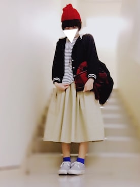 「赤ニット帽」｜みどなさん（レディース・163cm）の春コーディネート