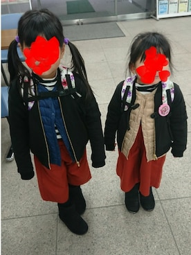 「アイテム（サロペット/オーバーオール、ブラウン系）」を使った、ゆささん（キッズ・110cm）の冬コーディネート