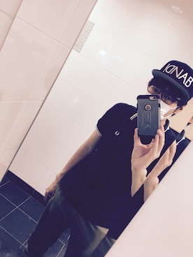 「FRED PERRY（フレッドペリー）のアイテム（ポロシャツ、ブラック系）」を使った、ｼﾞｮｾﾌ🦄ももかーまん✅さん（メンズ・180cm）の春コーディネート