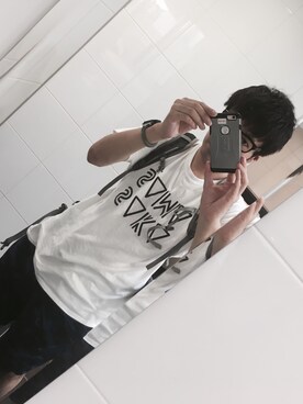 「SAKA-SAMAのアイテム（Tシャツ/カットソー、ホワイト系）」を使った、ｼﾞｮｾﾌ🦄ももかーまん✅さん（メンズ・180cm）の秋コーディネート