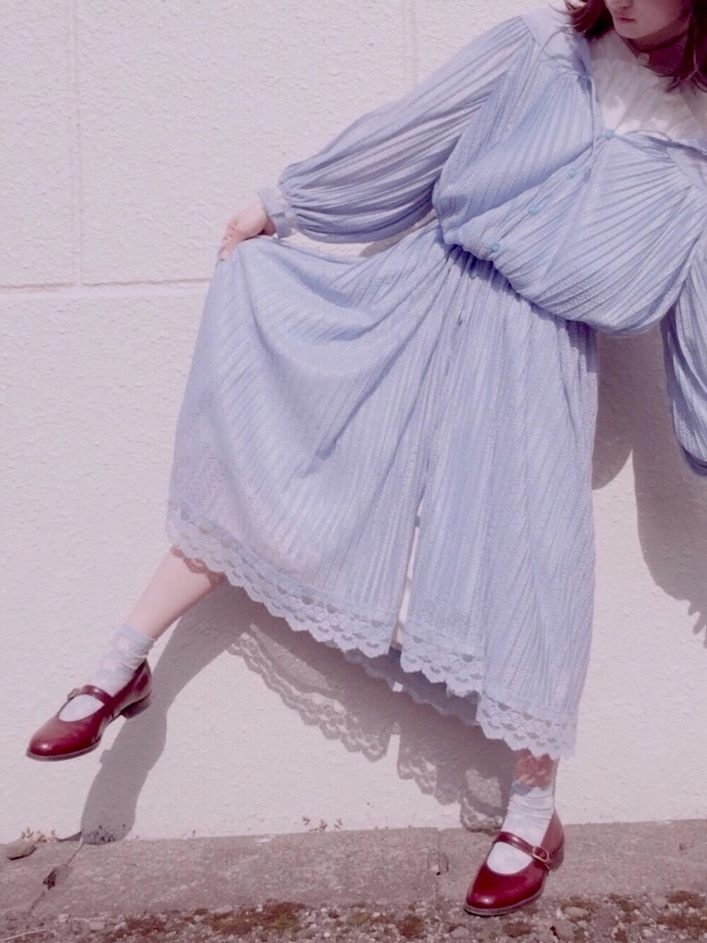 「オーバーサイズ、ビッグシルエット、レイヤードスタイル、シースルー、夏コーデ、低身長、ワンピース、パンプス、ootd、vintage」｜「HARUTAのアイテム（パンプス、レッド系）」を使った、コケモモさん（レディース・158cm）の夏コーディネートの1枚目の写真