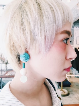 「アイテム（アクセサリー、グリーン系）」を使った、欣欣さん（レディース・150cm）の冬コーディネート