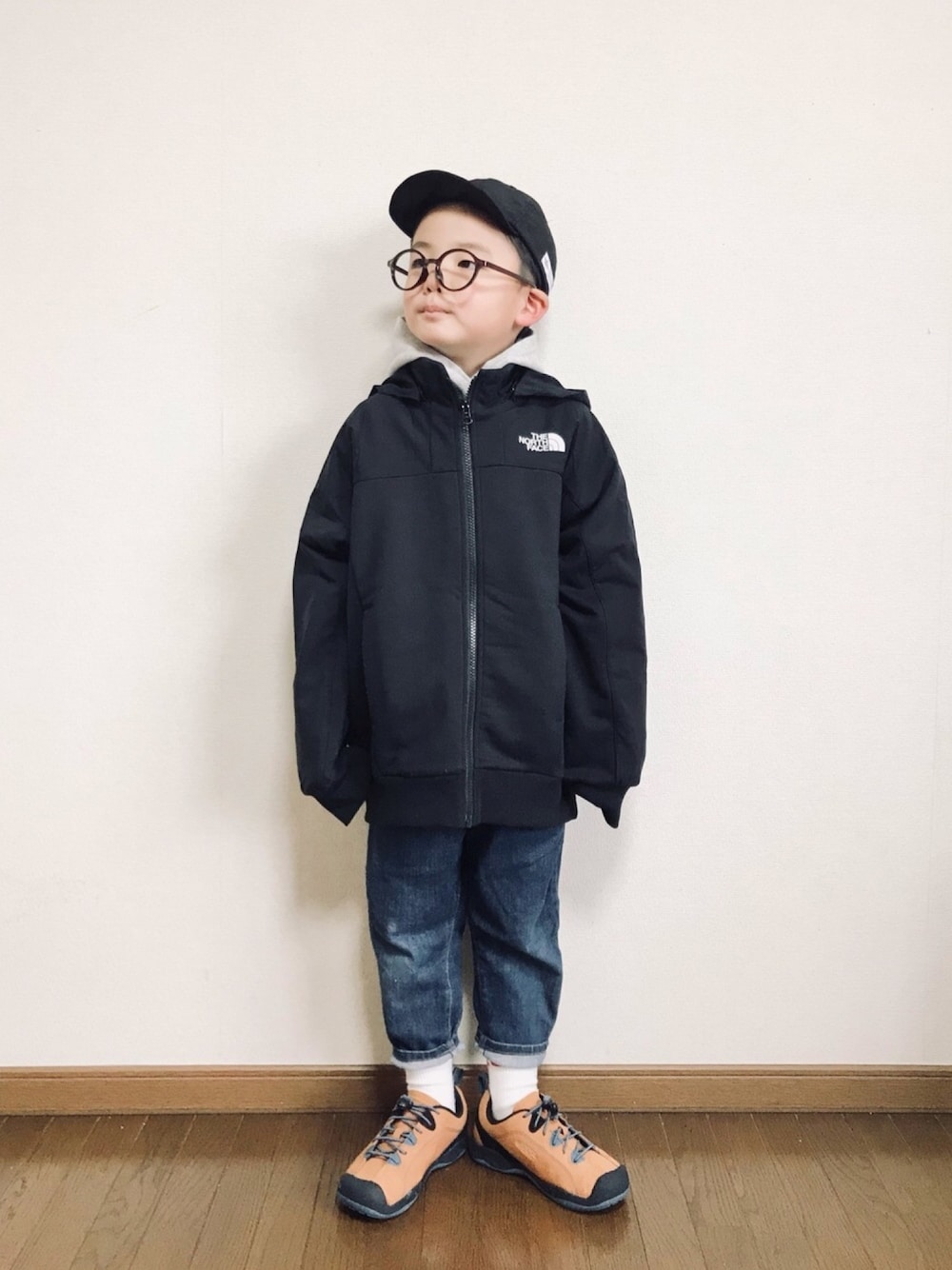 タグ付き　ノースフェイスkidsライトニングスウェットフル THE NORTH FACE（ザノースフェイス）の「ザ・ノース・フェイス