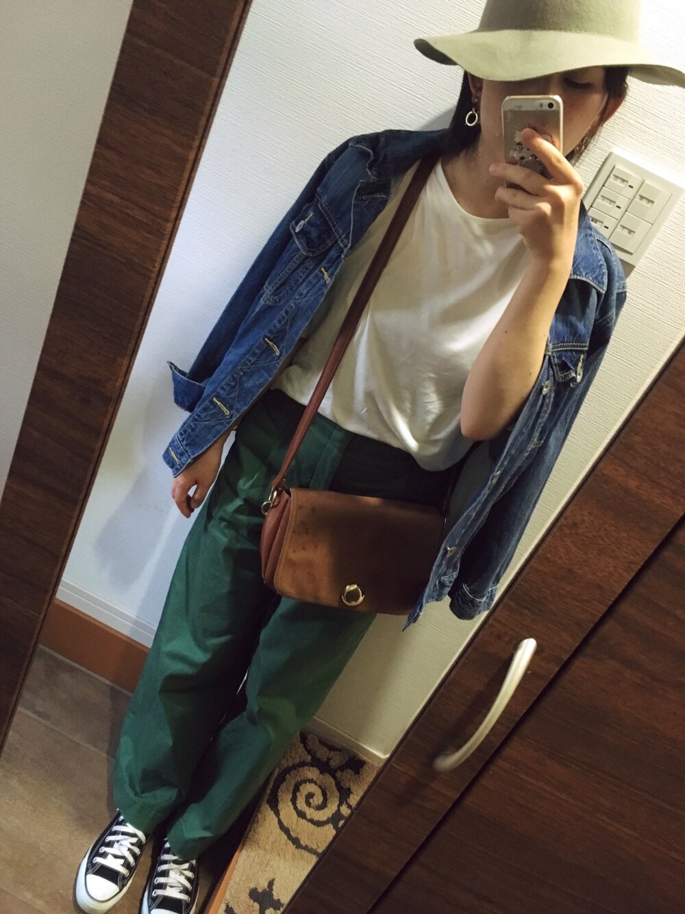 「Gジャン、GU、ハット、チノパン」｜「Another Editionのベーシックツバ広中折れHAT Ⅱ/ AE Basic ツバヒロナカオレHAT Ⅱ（ハット、グレー系）」を使った、blue blueさん（レディース・157cm）の夏コーディネートの1枚目の写真