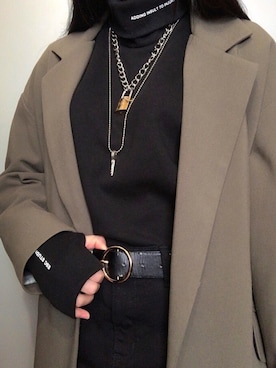 「DHOLIC（ディーホリック）のアイテム（チェスターコート）」を使った、미카(ミカ)さん（レディース・158cm）の秋コーディネート