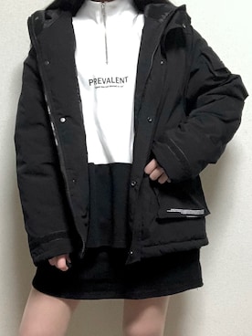 「ブラック×ホワイト」｜「アイテム（ダウンジャケット/コート）」を使った、미카(ミカ)さん（レディース・157cm）の冬コーディネート