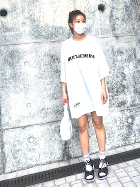 「MARC JACOBS（マークジェイコブス）のアイテム（レッグウェア）」を使った、つばめさん（レディース・163cm）の春コーディネート