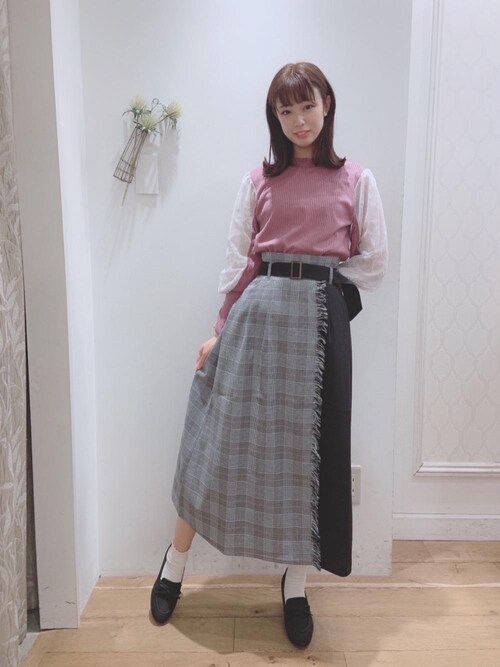 Majestic Legon マジェスティックレゴン京都ポルタ店スタッフさんのスカートを使ったコーディネート Zozotown