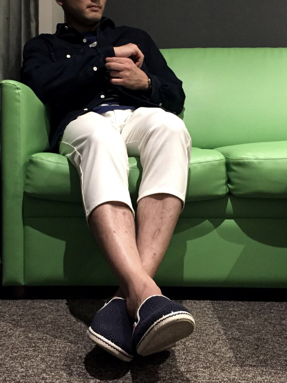 「休日スタイル、ゆるコーデ、夏コーデ、デニム、白、白パンツ、エスパドリーユ、クロップドパンツ、ボーダー、デニムシャツ」｜「ELISIR'SのELISIR'S C3676NV（スニーカー、その他）」を使った、KEITOさん（メンズ・178cm）の夏コーディネートの1枚目の写真