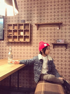 「ノーカラーシャツ」｜「アイテム（ニットキャップ/ビーニー）」を使った、三兄弟さん（キッズ・110cm）の春コーディネート