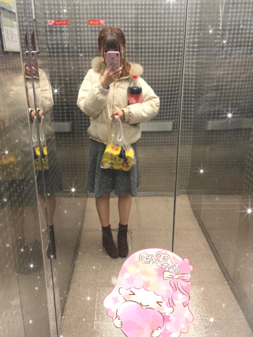 「snidel、JILL by Jillstuart、JILLbyJILLSTUART、Heather、冬コーデ、フユコーデ」｜「JILL by JILL STUARTの◇リバーシブルショートダウンコート（ダウンジャケット/コート、グリーン系）」を使った、asuka0202さん（レディース・160cm）の秋コーディネートの1枚目の写真
