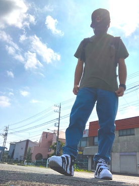 「CHUMS（チャムス）のアイテム（Tシャツ/カットソー）」を使った、naoki__0603さん（メンズ・170cm）の春コーディネート
