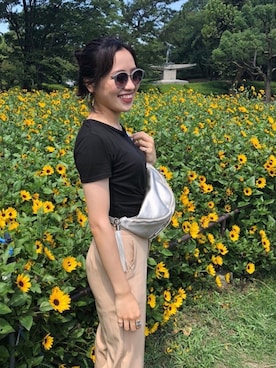 「アイテム（ボディバッグ/ウエストポーチ、シルバー系）」を使った、どぅちゃんさん（レディース・158cm）の秋コーディネート