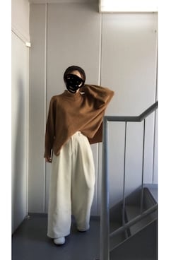 「earth music&ecology（アースミュージックアンドエコロジー）の・コーデュロイワイドパンツ（その他パンツ）」を使った、≡さん（レディース・158cm）の冬コーディネート
