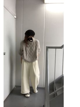 「earth music&ecology（アースミュージックアンドエコロジー）の・コーデュロイワイドパンツ（その他パンツ）」を使った、≡さん（レディース・158cm）の冬コーディネート