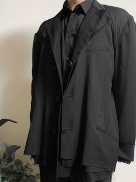「Yohji Yamamoto（ヨウジヤマモト）のアイテム（テーラードジャケット）」を使った、我永远喜欢桥本环奈さん（メンズ・178cm）の秋コーディネート