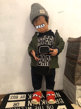 「BREEZE（ブリーズ）のアイテム（MA-1）」を使った、KeeeTさん（キッズ・80cm）の春コーディネート
