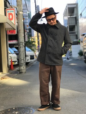 「コート」｜「アイテム（チノパンツ）」を使った、omata takayaさん（メンズ・172cm）の冬コーディネート