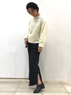 「スリットパンツ」｜「アイテム（ハンチング/ベレー帽）」を使った、Konno Ayumiさん（レディース・167cm）の秋コーディネート