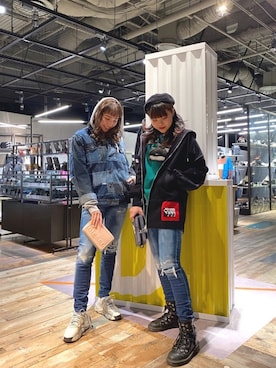 「DIESEL（ディーゼル）のアイテム（シャツ/ブラウス）」を使った、Hanaさん（レディース・164cm）の春コーディネート