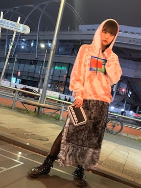 「DIESEL（ディーゼル）のアイテム（スカート）」を使った、Hanaさん（レディース・164cm）の春コーディネート