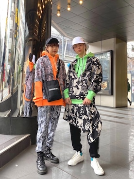 「DIESEL（ディーゼル）のアイテム（シャツ/ブラウス）」を使った、Hanaさん（レディース・164cm）の春コーディネート