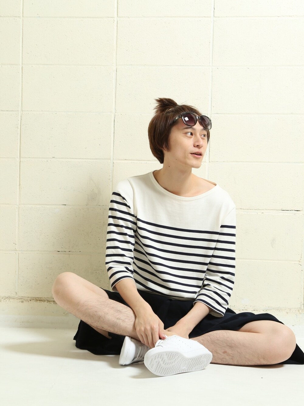 「GU、adidas、ガウチョパンツ、チープコーデ、春コーデ、おしゃれさんと繋がりたい、ラクチンコーデ、ツモリチサト、TSUMORI CHISATO」｜「GUのアイテム（Tシャツ/カットソー、ホワイト系）」を使った、しんたろうさん（メンズ・185cm）の冬コーディネートの1枚目の写真