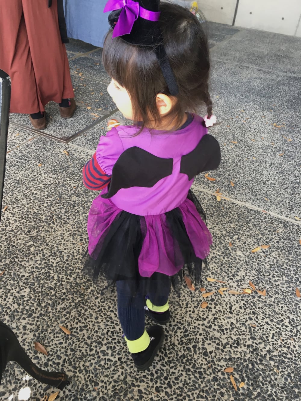 「wearhalloween2018」｜「赤ちゃん本舗のアイテム（ワンピース/ドレス、パープル系）」を使った、kukuku☆さん（キッズ・90cm）の秋コーディネートの1枚目の写真