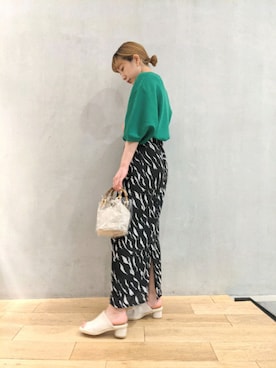 「ボリュームニット」｜「アイテム（サンダル）」を使った、hanazatoさん（レディース・154cm）の春コーディネート