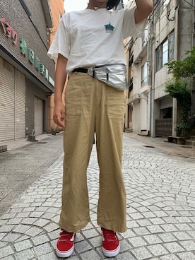 「アイテム（ボディバッグ/ウエストポーチ、シルバー系）」を使った、アさん（レディース・169cm）の秋コーディネート