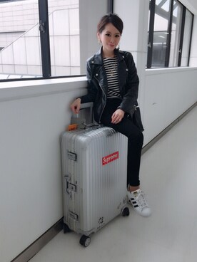 スーツケース キャリーバッグを使った 女の子 のレディース人気ファッションコーディネート Wear
