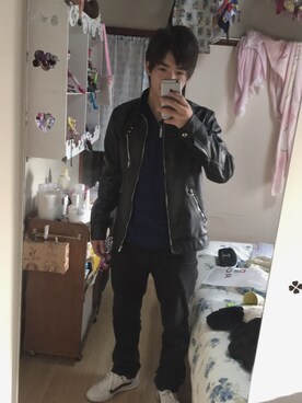 「Confirm（コンファーム）のアイテム（ライダースジャケット）」を使った、Pauloさん（メンズ・168cm）の冬コーディネート