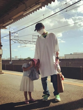 「RANDOM IDENTITIES（ランダムアイデンティティーズ）のアイテム（トップス）」を使った、ヒゲさん（メンズ・178cm）の夏コーディネート