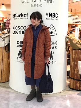 「coenスタッフスタイリング」｜「アイテム（シャツワンピース）」を使った、coen  つるおかさん（レディース・151cm）の秋コーディネート